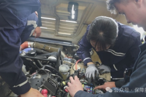 【新闻资讯】美军与韩军在韩国海军基地举行联合后勤维修训练