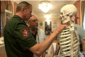 【新闻资讯】俄军军医向地方医生传授医治伤员的经验